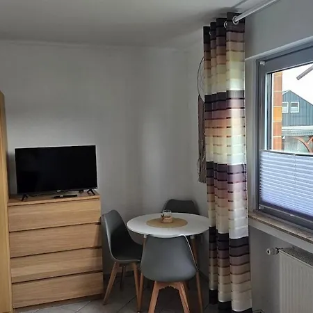 Familienfreundliche In Vussem Apartmán *