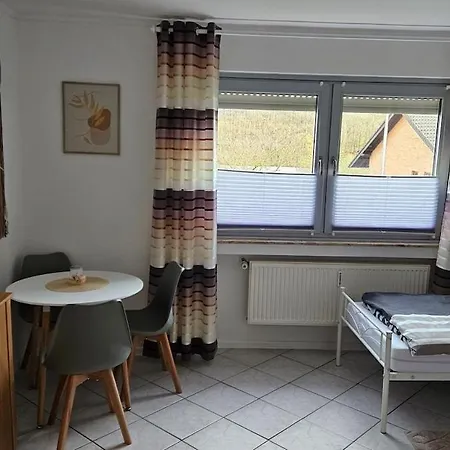 Familienfreundliche In Vussem Lejlighed