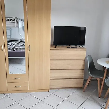 Familienfreundliche In Vussem Apartmán *